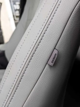 Чехлы на Toyota C-HR из экокожи и алькантары Sport 3