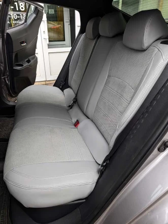 Чехлы на Toyota C-HR из экокожи и алькантары Sport 3