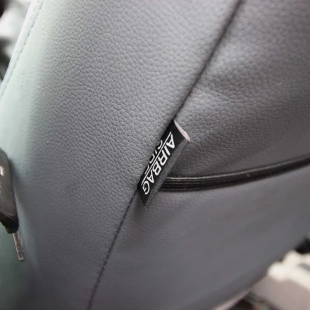 Чехлы на Land Rover Freelander I из экокожи и антары ELA2020P