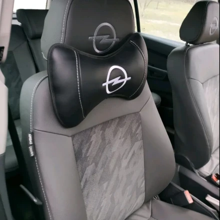 Чехлы на Opel Zafira B из экокожи и велюра