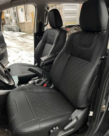 Чехлы на Mitsubishi Outlander III (Митсубиши Оутлендер 3) из экокожи с прострочкой ромб Comfort 1