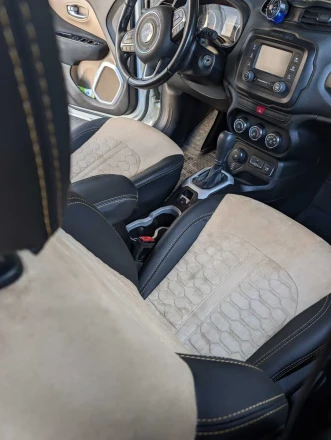 Чехлы на Jeep Renegade (Джип Ренегат) из экокожи и польской алькантары с прострочкой соты Comfort Plus 3