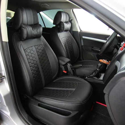 Чехлы на Skoda Octavia A5 (Шкода Октавия А5) из экокожи Eco Sport черные с серой полосой