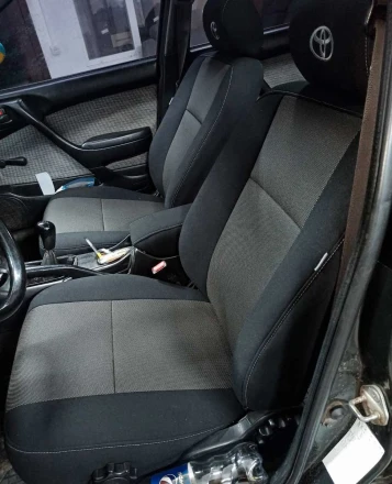 Чехлы на Toyota Carina E (Тойота Карина Е) из гобелена