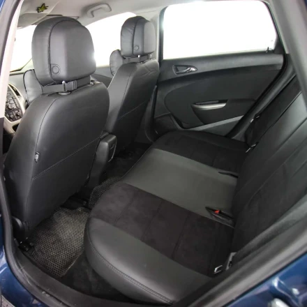 Чехлы на Opel Astra J из экокожи и антары Antara