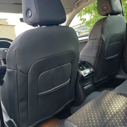 Чехлы на Skoda SuperB III (Шкода Суперб) из экокожи и ткани с тиснением