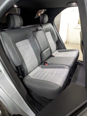 Чехлы на Chevrolet Equinox III (Шевролет Еквинокс) из экокожи и польской алькантары Comfort Plus 3