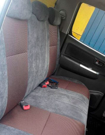 Чехлы на Toyota Hilux VIII (Тойота Хайлюкс 7) из велюра
