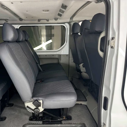 Чехлы на Opel Vivaro 9 мест из экокожи и ткани ECl