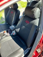 Чехлы на Chevrolet Lacetti из экокожи и ткани с тиснением