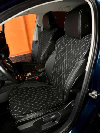 Чехлы на Skoda Octavia A8 (Шкода Октавия А8) из экокожи и алькантары ромб Sport 3