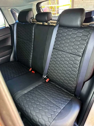 Чехлы на Mitsubishi Outlander Sport из экокожи с прострочкой соты Sport 3