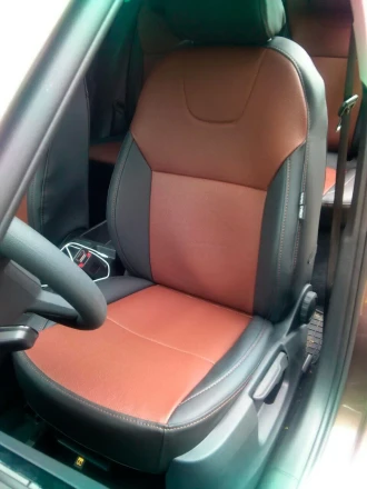 Чехлы на Skoda Octavia A7 из экокожи 