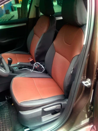 Чехлы на Skoda Octavia A7 из экокожи 