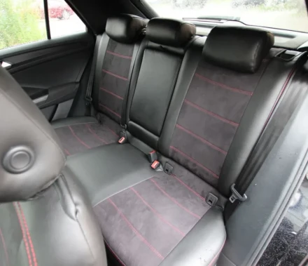 Чехлы на Subaru Impreza из экокожи и антары Antara